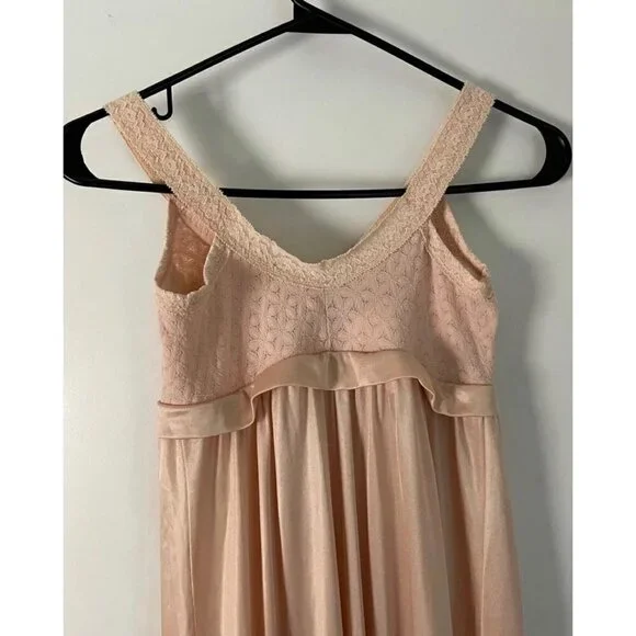 Vintage Nightgown - Picture 4 of 7